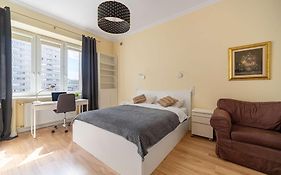 Luxury Apartment On Zlota Street